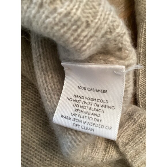 SUNNY THE LABEL SIZE LARGE LIGHT GREY 100% CASHMERE CREWNECK SWEATER - Picture 5 of 5